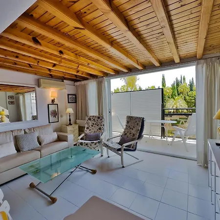 Skol 212. Two Bedrooms Duplex In Centre On The Beachfront. Apartment *