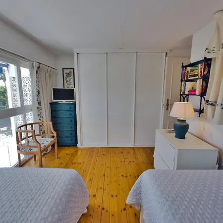 Skol 212. Two Bedrooms Duplex In Centre On The Beachfront. Apartment Marbella